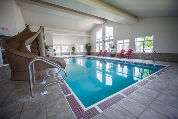 South Country Inn Pool W Slide In Foreground